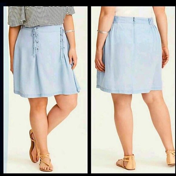 Torrid Lace Up Mini Skirt Chambray Style Light Blue Plus Size 12 Ties - Picture 1 of 7